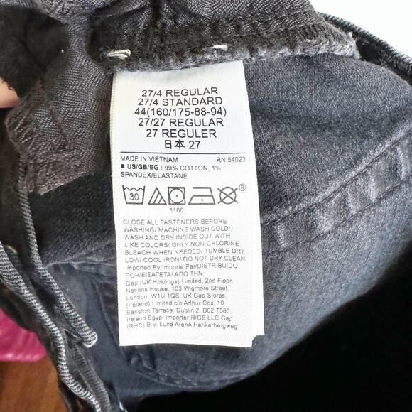 GAP Cheeky High Rise Midi Short Frayed Hem Button Fly Washed Black Size 27/4 R - Picture 10 of 10